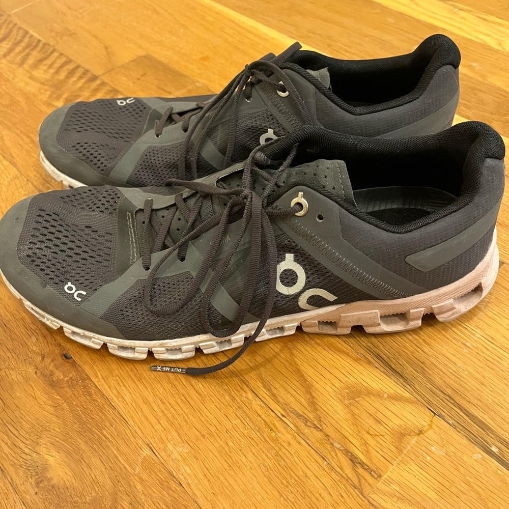ON cloud sneakers